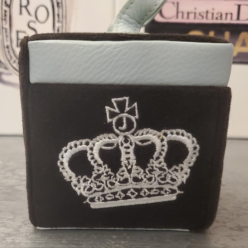 *SOLD* Juicy Couture Baby Blue & Black Velour Jewelry Box! - Picture 3 of 8